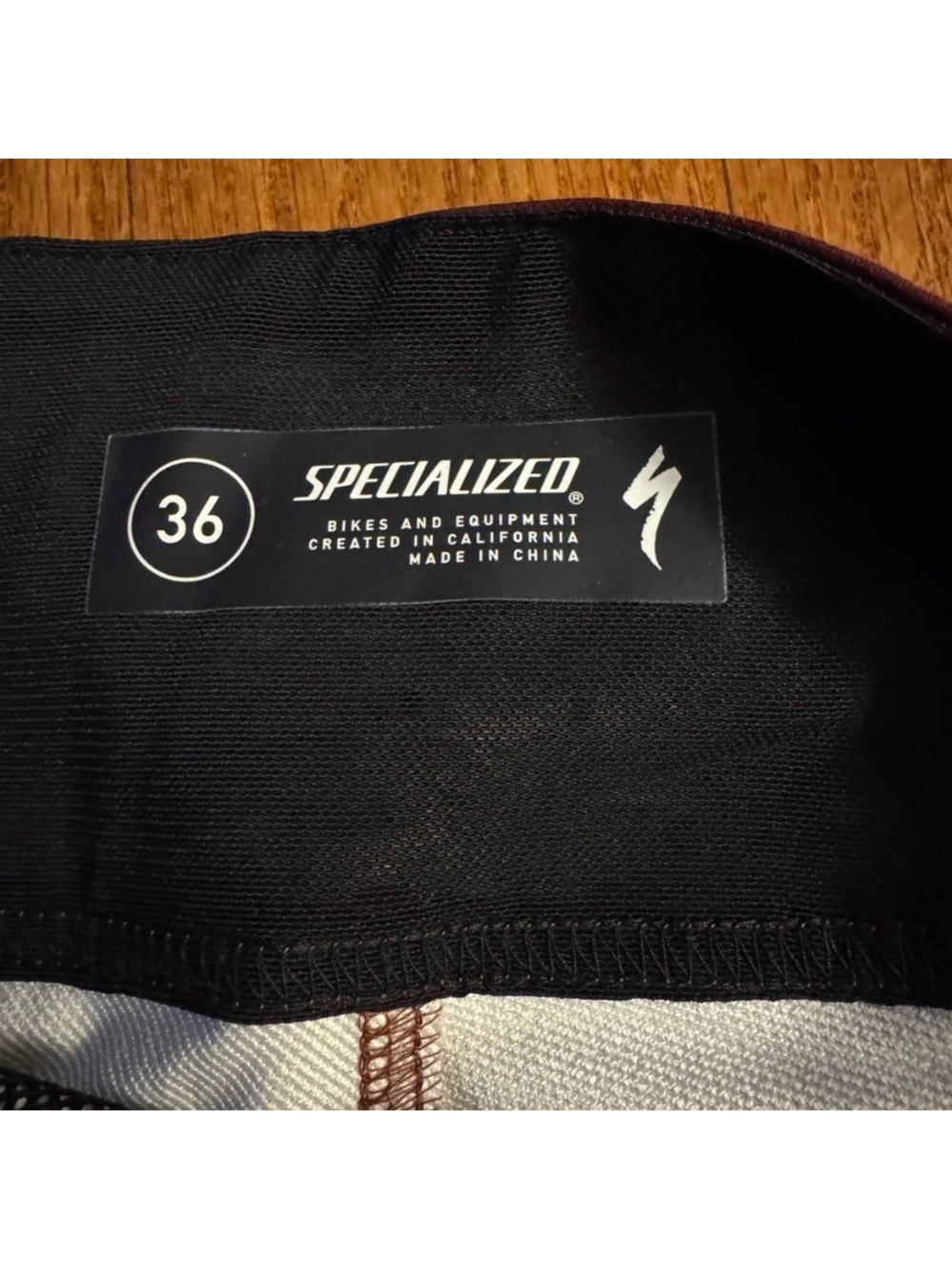 Specialized Maroon and White Cycling Pants Men’s Size 36 - Picture 3 of 5